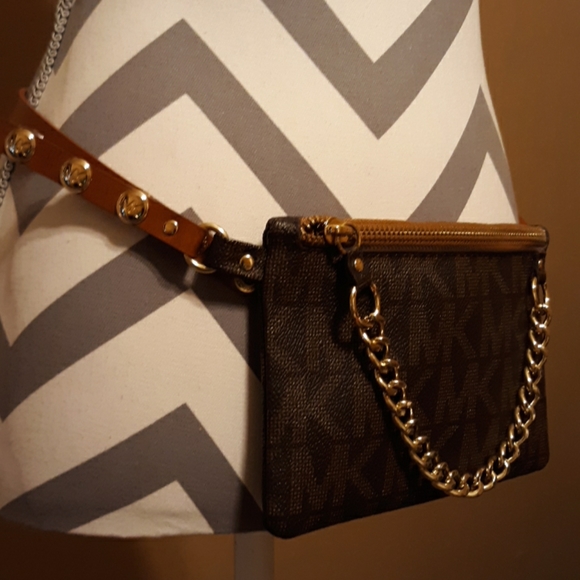 Michael Kors Fanny pack - Picture 2 of 4